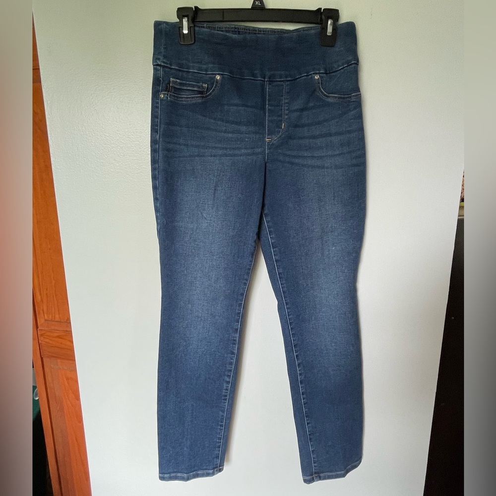 Lee Pull-On Jeans, Size 10 Short